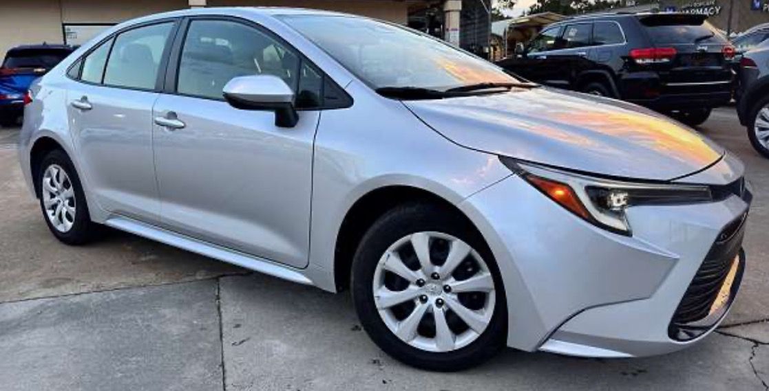 2025 Toyota Corolla, 35,000 Miles