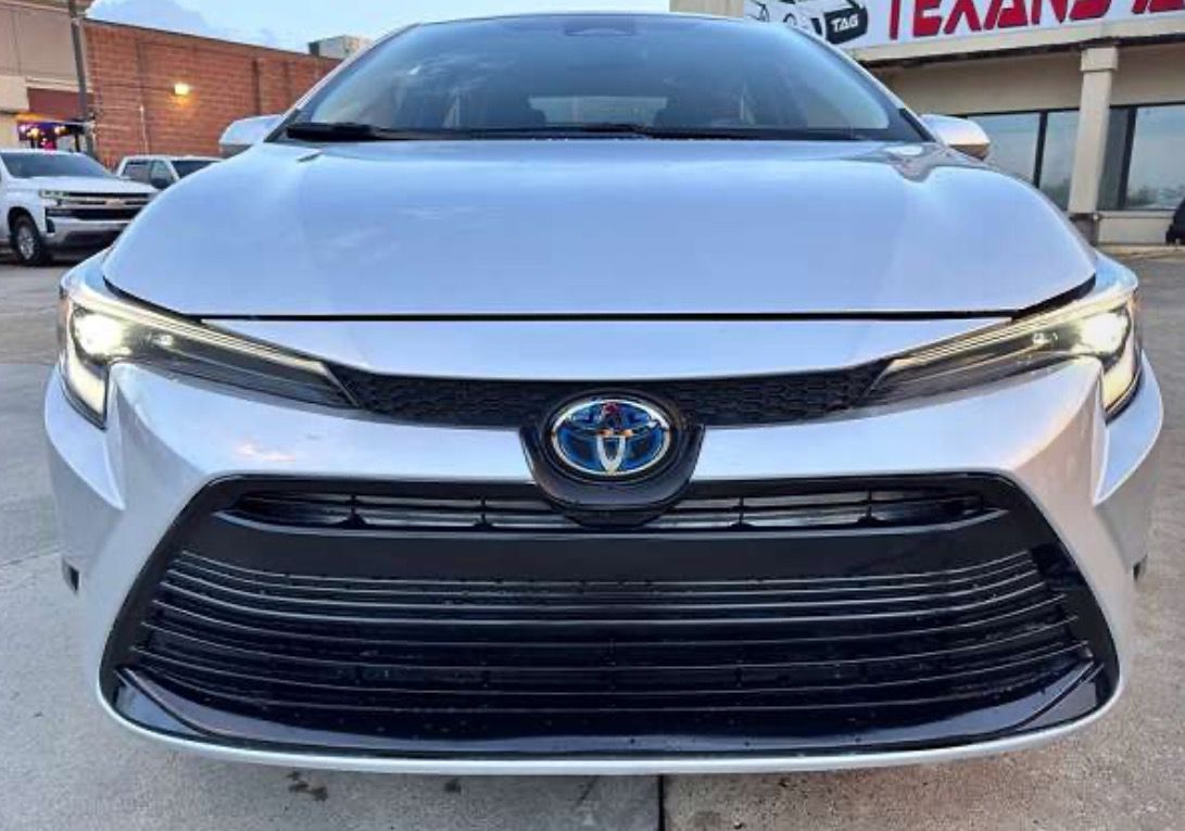 2025 Toyota Corolla, 35,000 Miles
