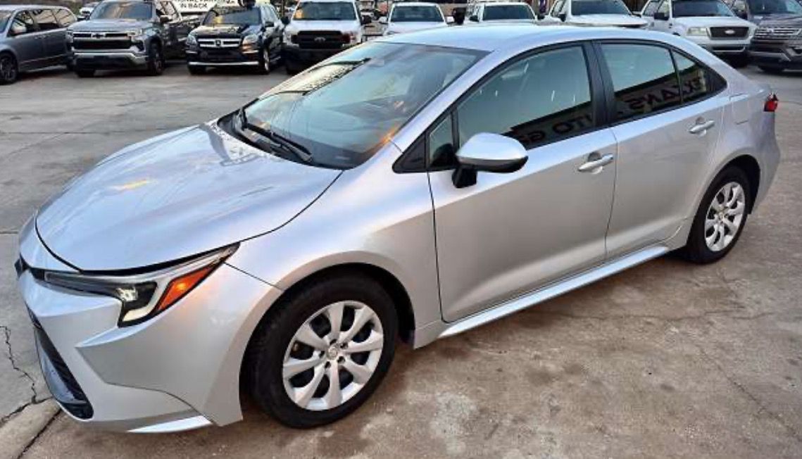 2025 Toyota Corolla, 35,000 Miles