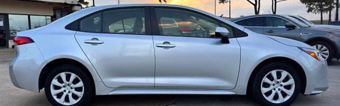 2025 Toyota Corolla, 35,000 Miles