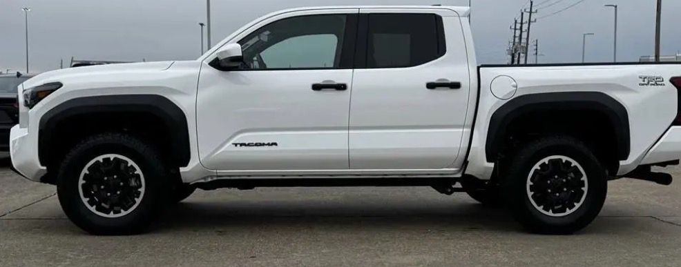 2025 Toyota Tacoma TDR, 16,400 miles