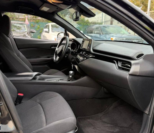 TOYOTA COROLLA C-HR 2017 99,000 Millas