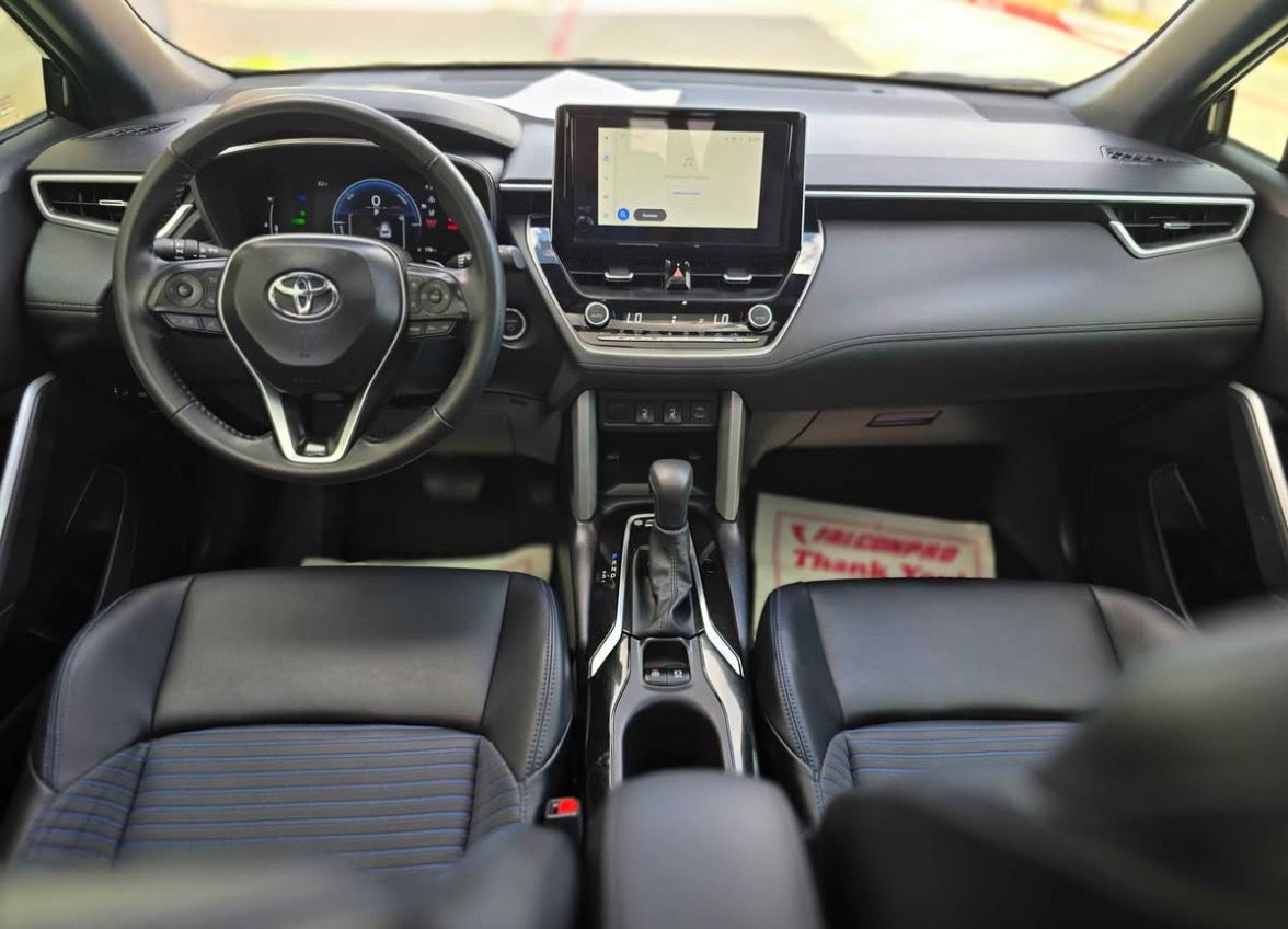 Toyota Corolla Cross 2024 · 4WD 62,000 Miles