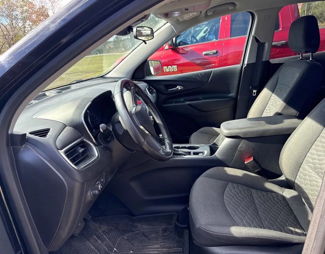 2020 CHEVROLET EQUINOX 51,000 Miles