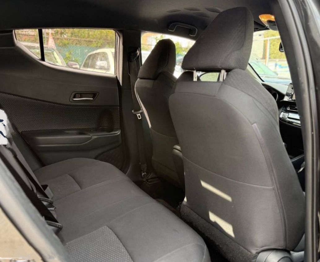 2017 TOYOTA COROLLA C-HR 99,000 Miles